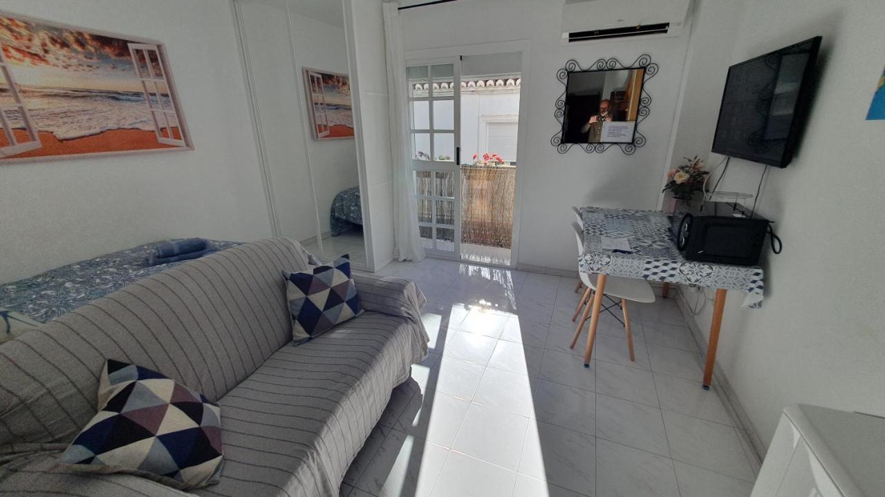 Apartamentos Eduardo Rico Nerja Værelse billede